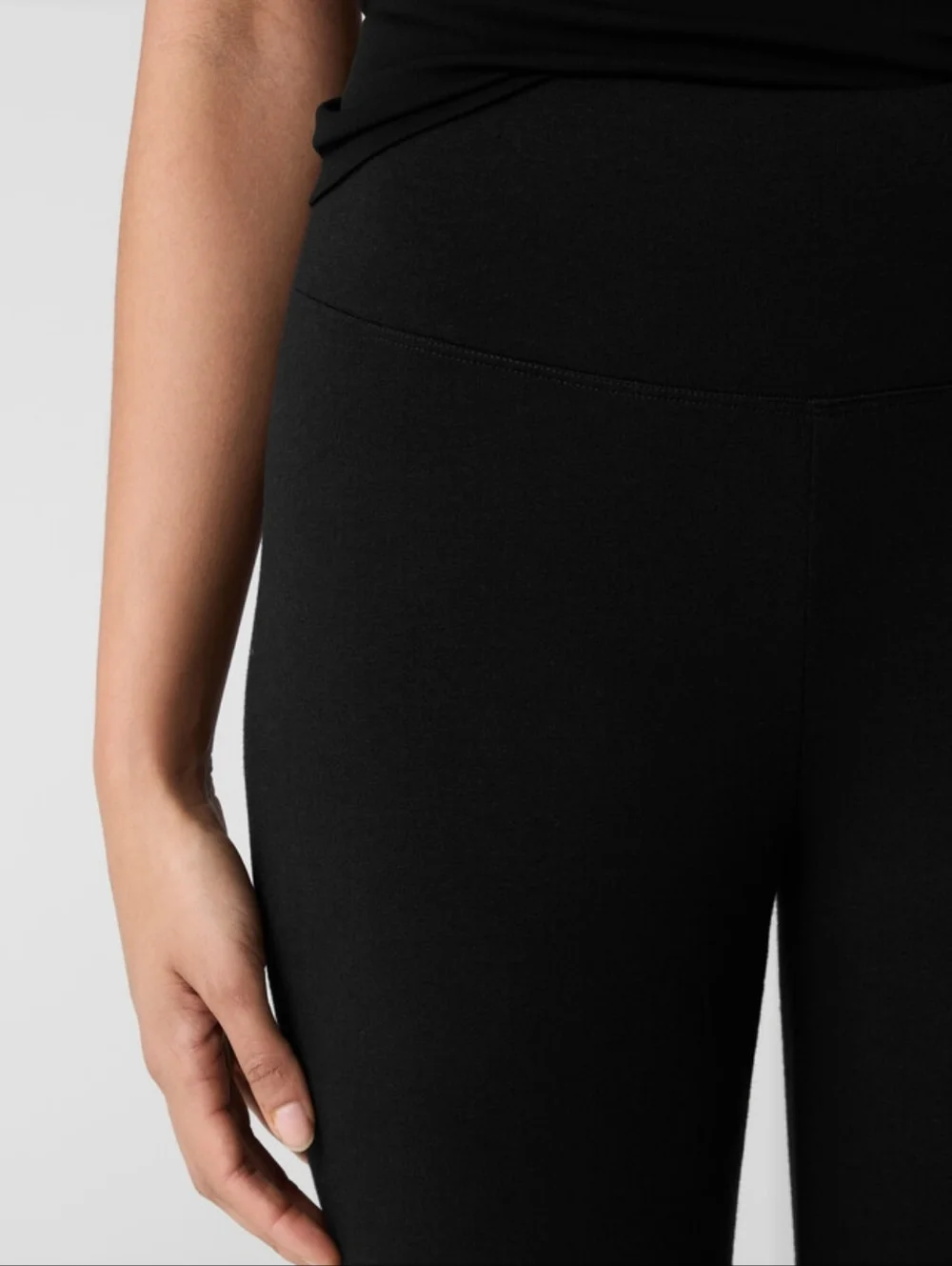 Eileen Fisher Cozy “Hug” High-Waisted Leggings Black M NWT | Luxe Loungewear